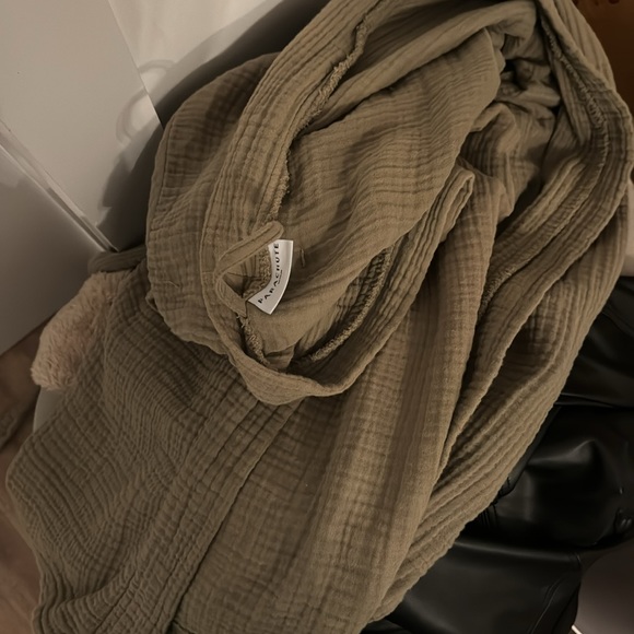 Parachute Home Robe - Picture 4 of 4